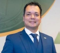 Carlos Roberto Alvisi Júnior